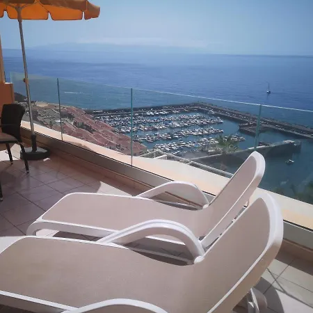 아파트 Magnificent Apt. With Sea View, Cliff & Marina