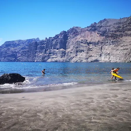 Magnificent Apt. With Sea View, Cliff & Marina Santiago del Teide